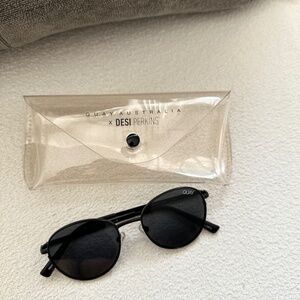 Quay X Desi Perkins Crazy Love Sun Glasses